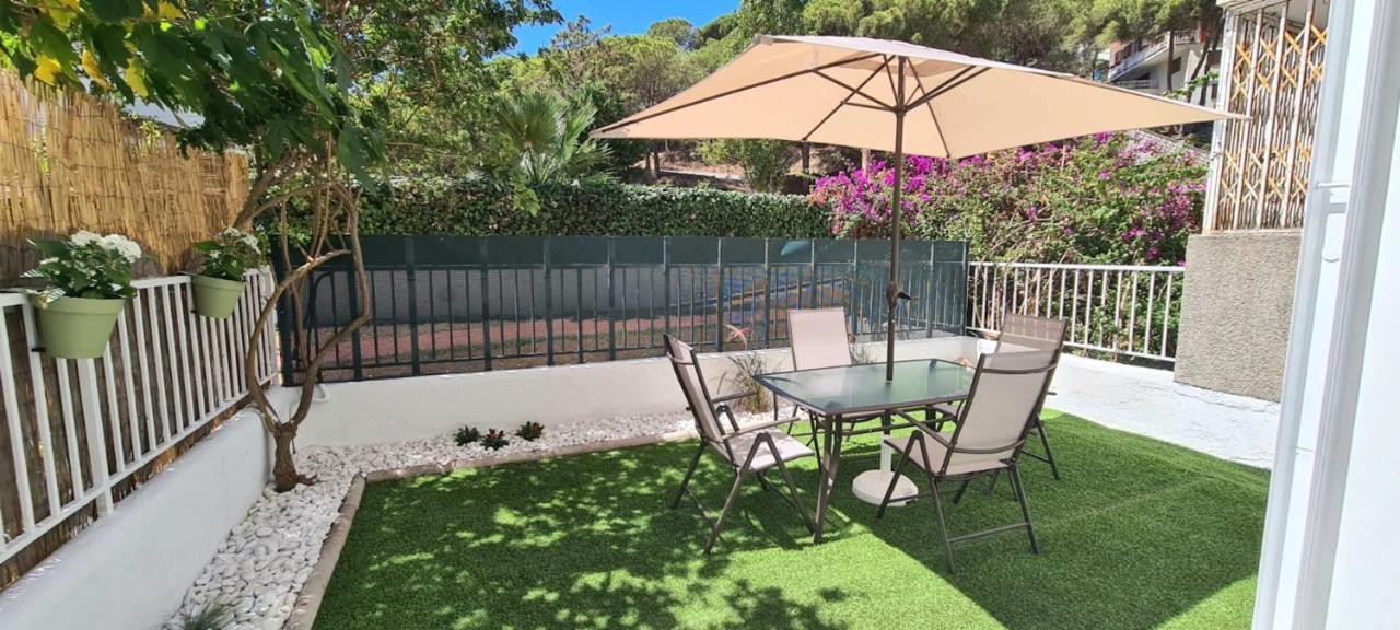 Hauzify I Apartaments Can Pi Sant Pol de Mar Kültér fotó